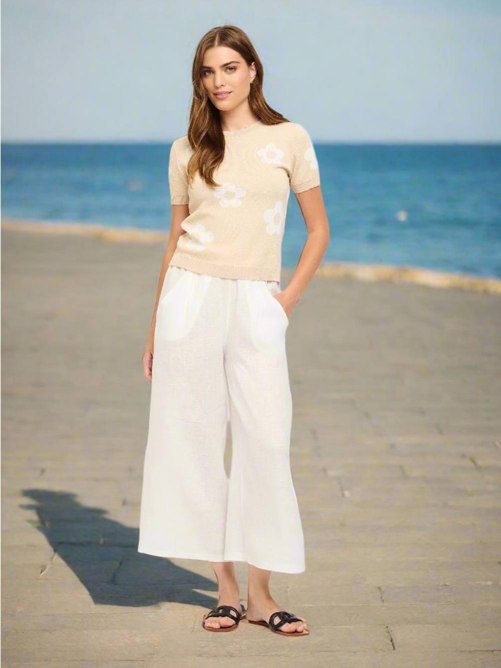 Pistache 100% Linen Vest and Cropped Pants Matching Set, Size Medium, White - Picture 12 of 14